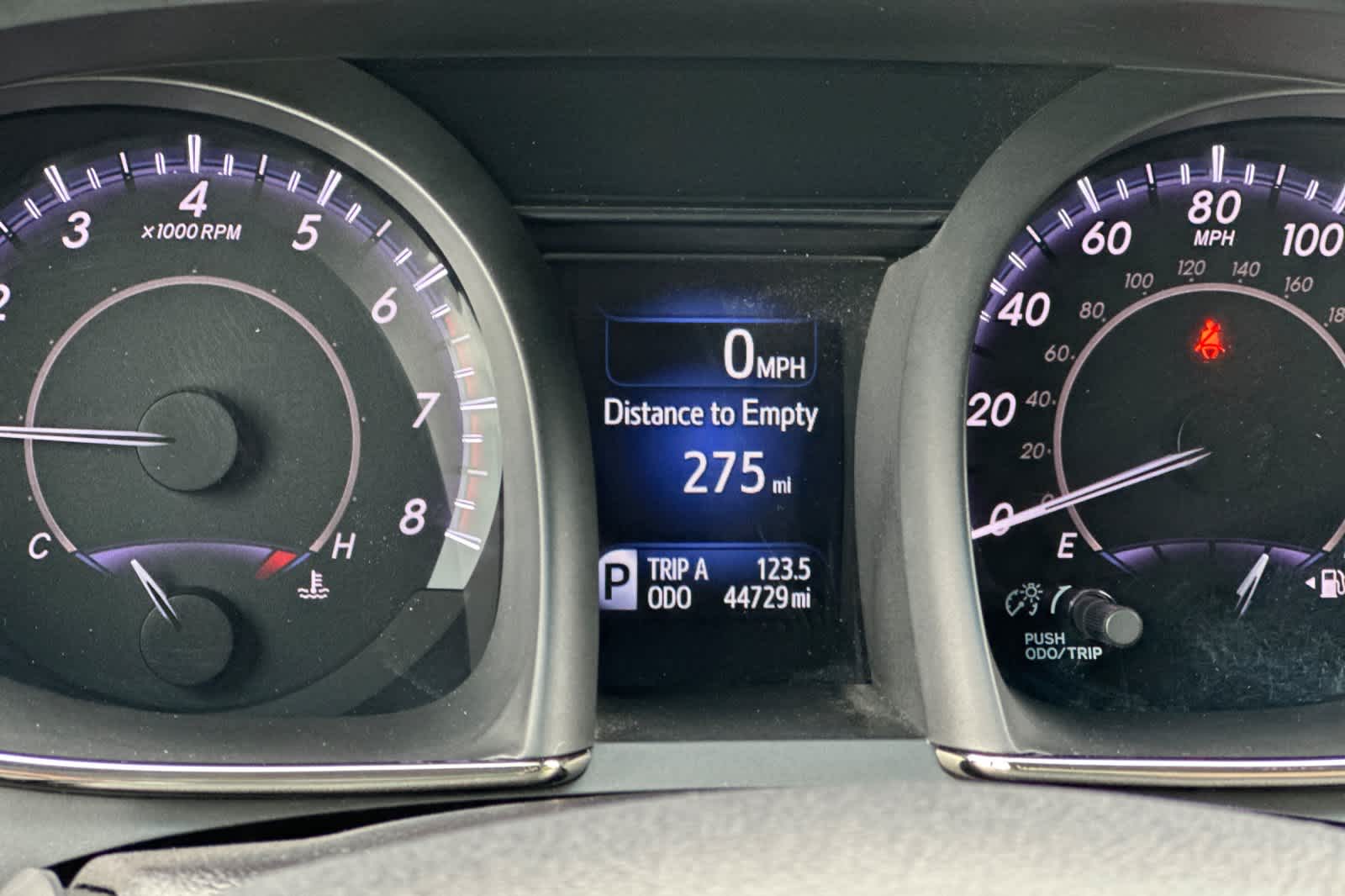 Vehicle image 26 of 29