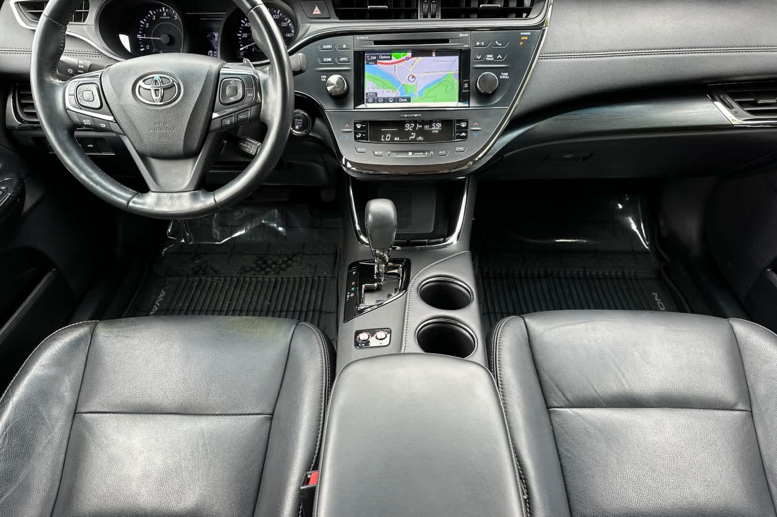 Vehicle image 10 of 29