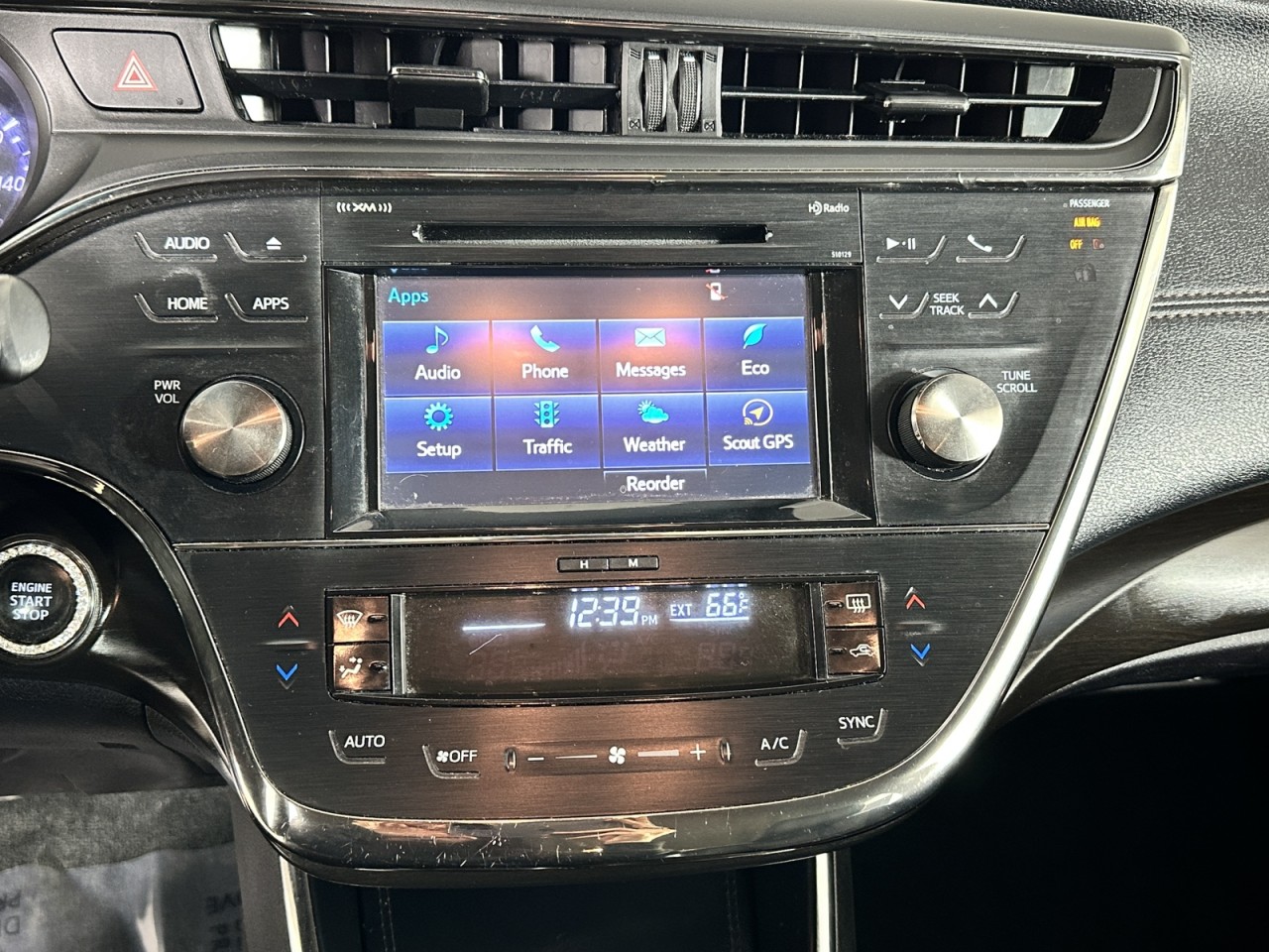 Vehicle image 15 of 16