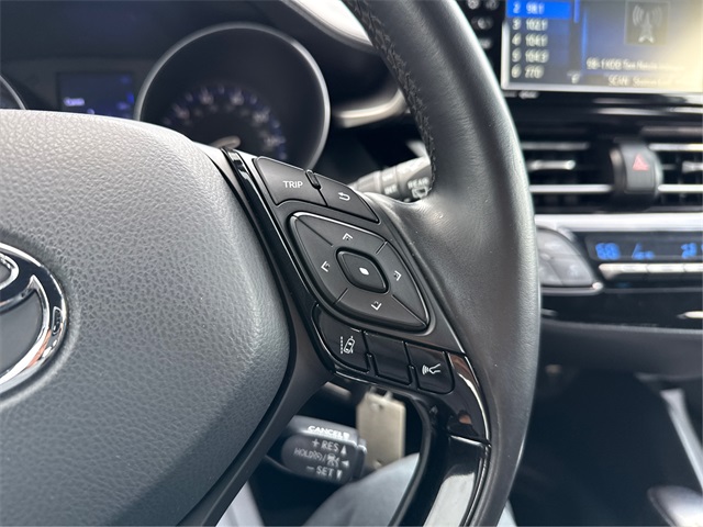 Vehicle image 31 of 32