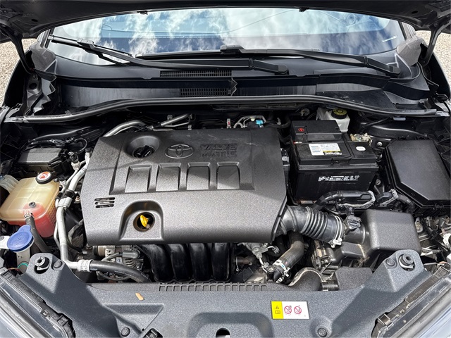 Vehicle image 25 of 32