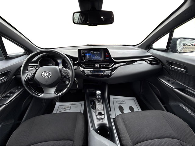 Vehicle image 28 of 32