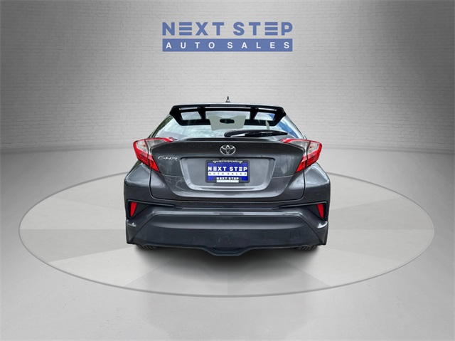 Vehicle image 6 of 32