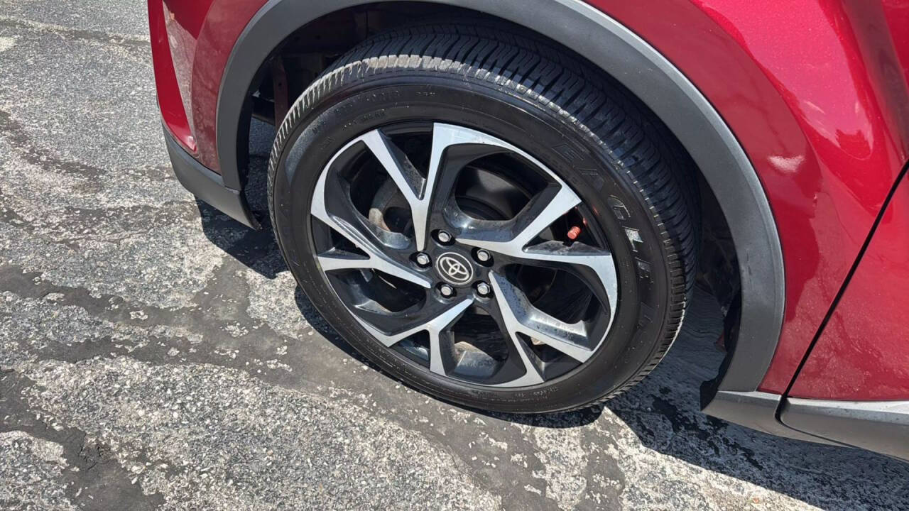 Vehicle image 5 of 10