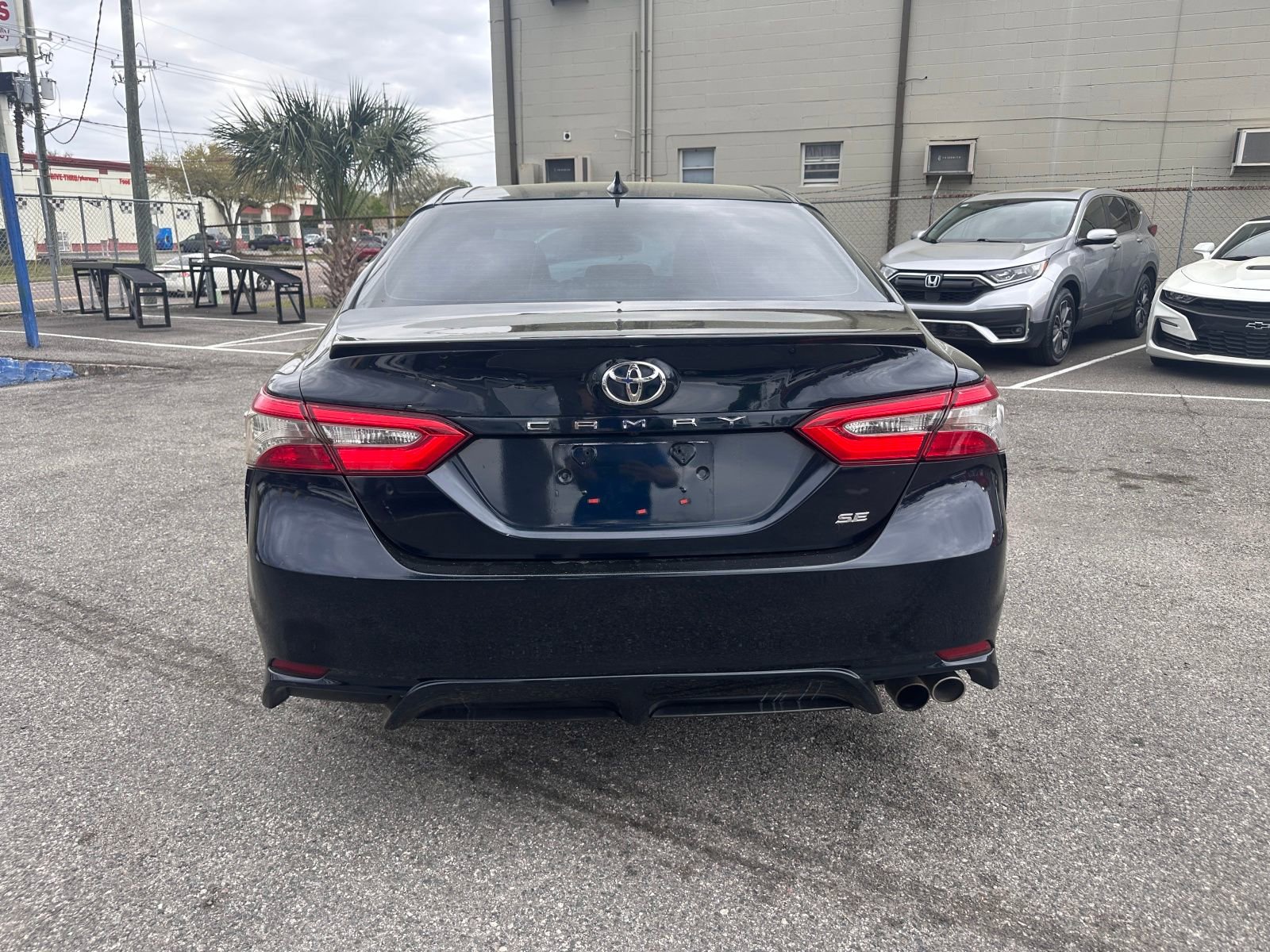 Vehicle image 5 of 21