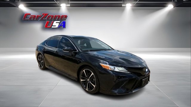 Vehicle image 3 of 32