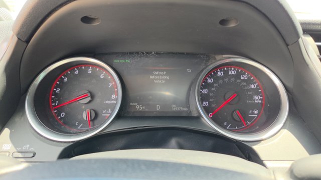 Vehicle image 17 of 32