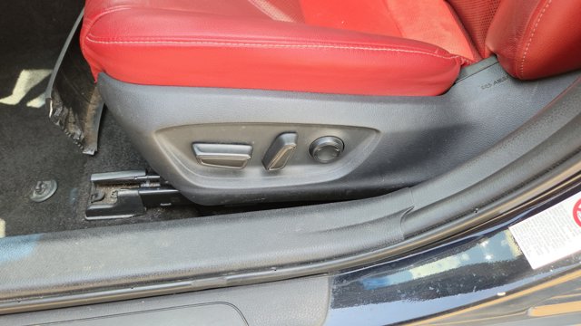 Vehicle image 32 of 32