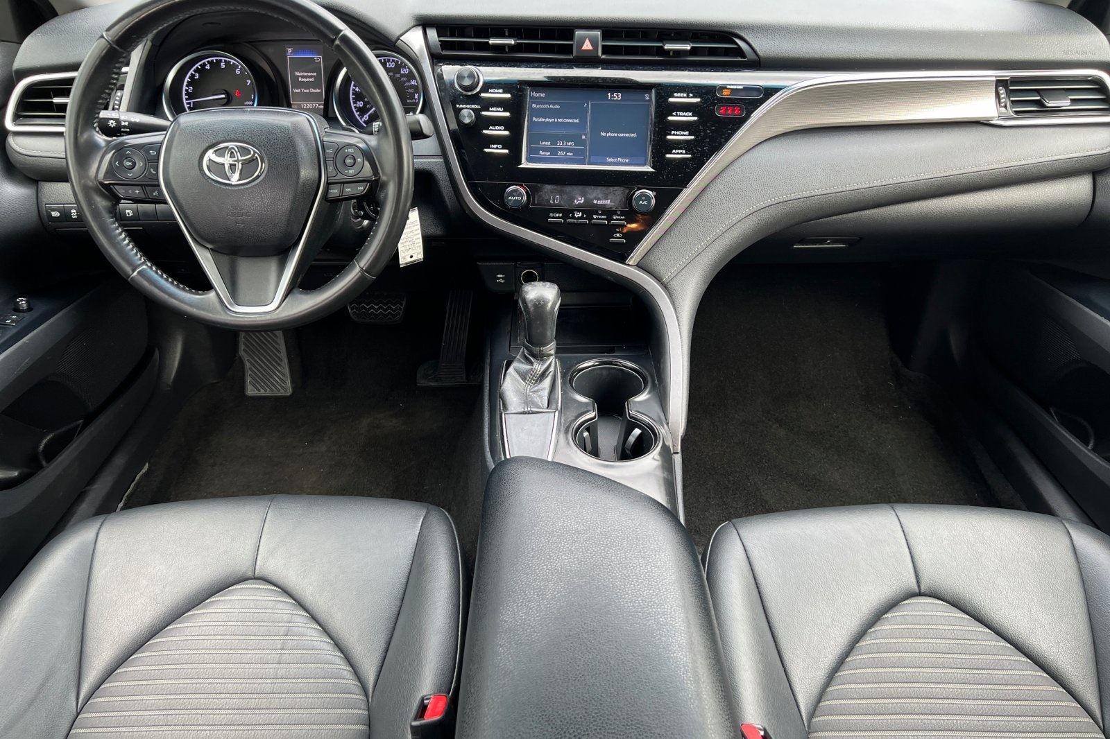 Vehicle image 13 of 26
