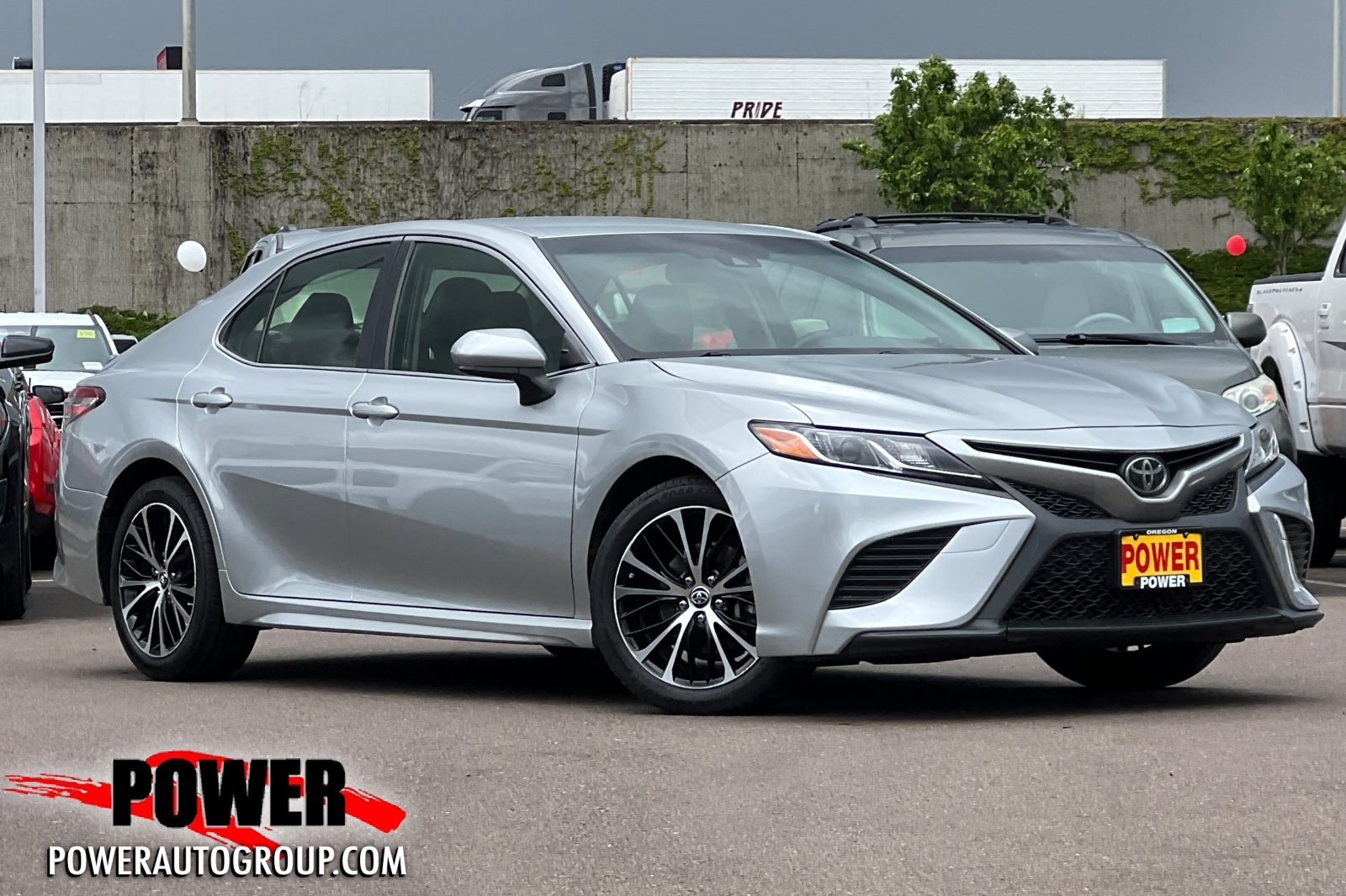 Vehicle image 4 of 26