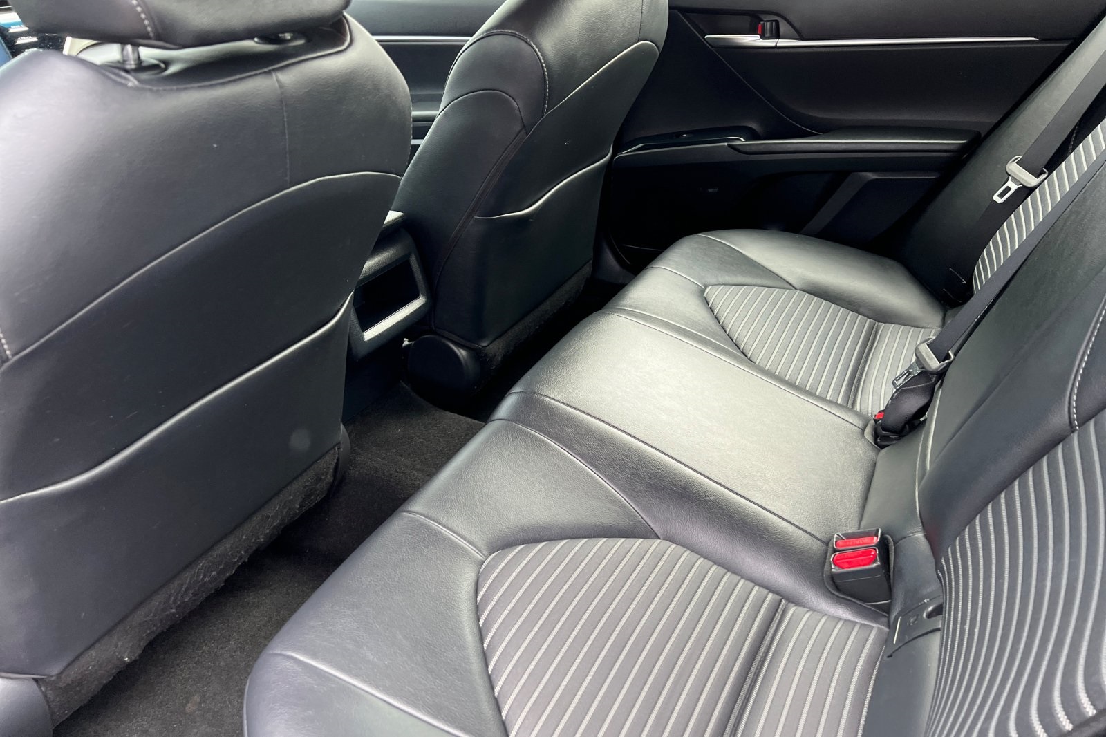Vehicle image 12 of 26