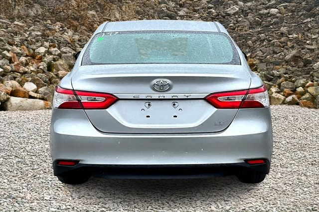 Vehicle image 4 of 30