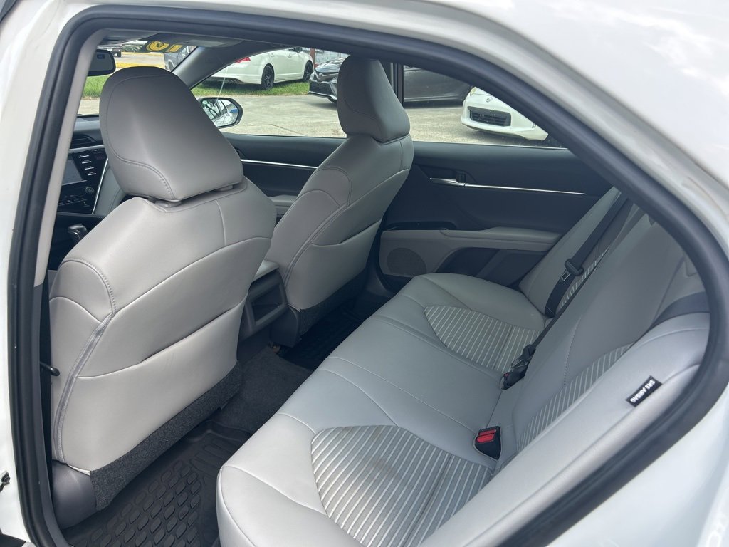 Vehicle image 12 of 24