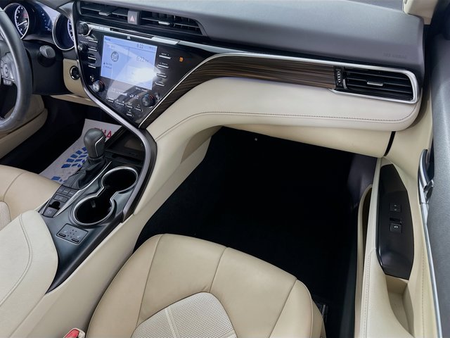 Vehicle image 28 of 31