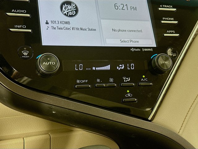 Vehicle image 15 of 31