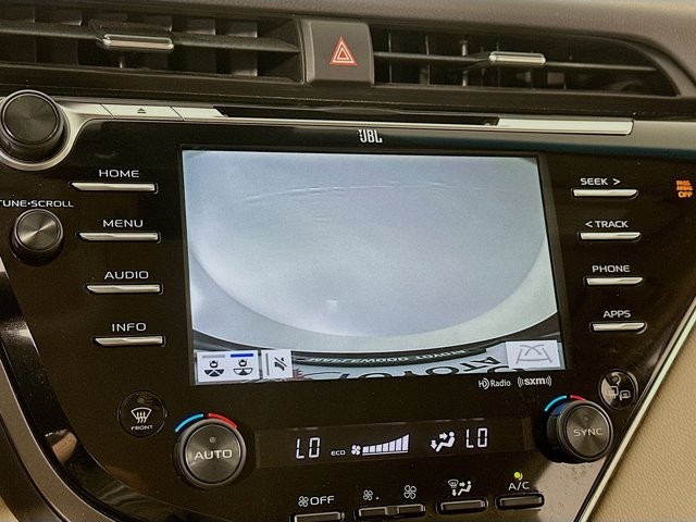 Vehicle image 13 of 31