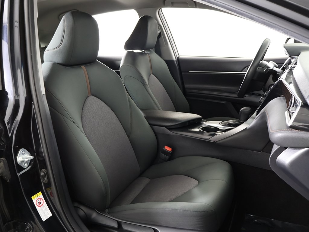 Vehicle image 18 of 36