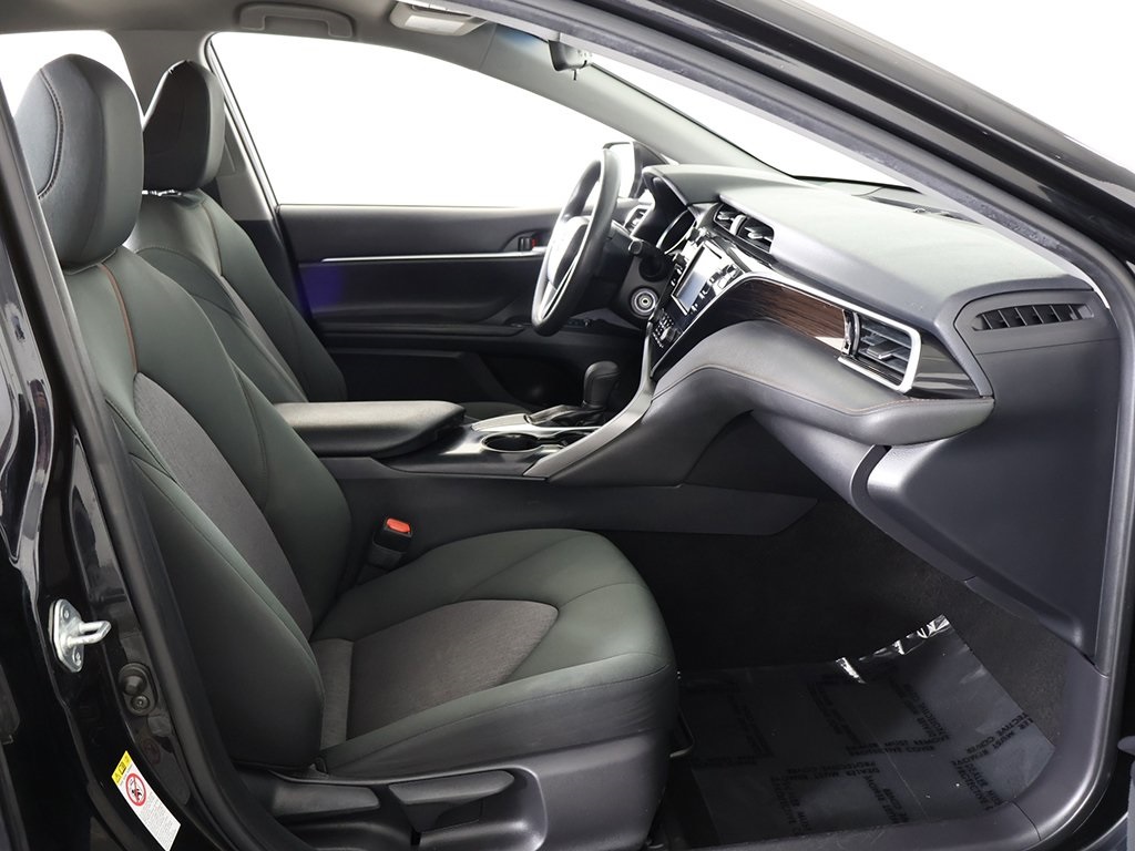 Vehicle image 20 of 36