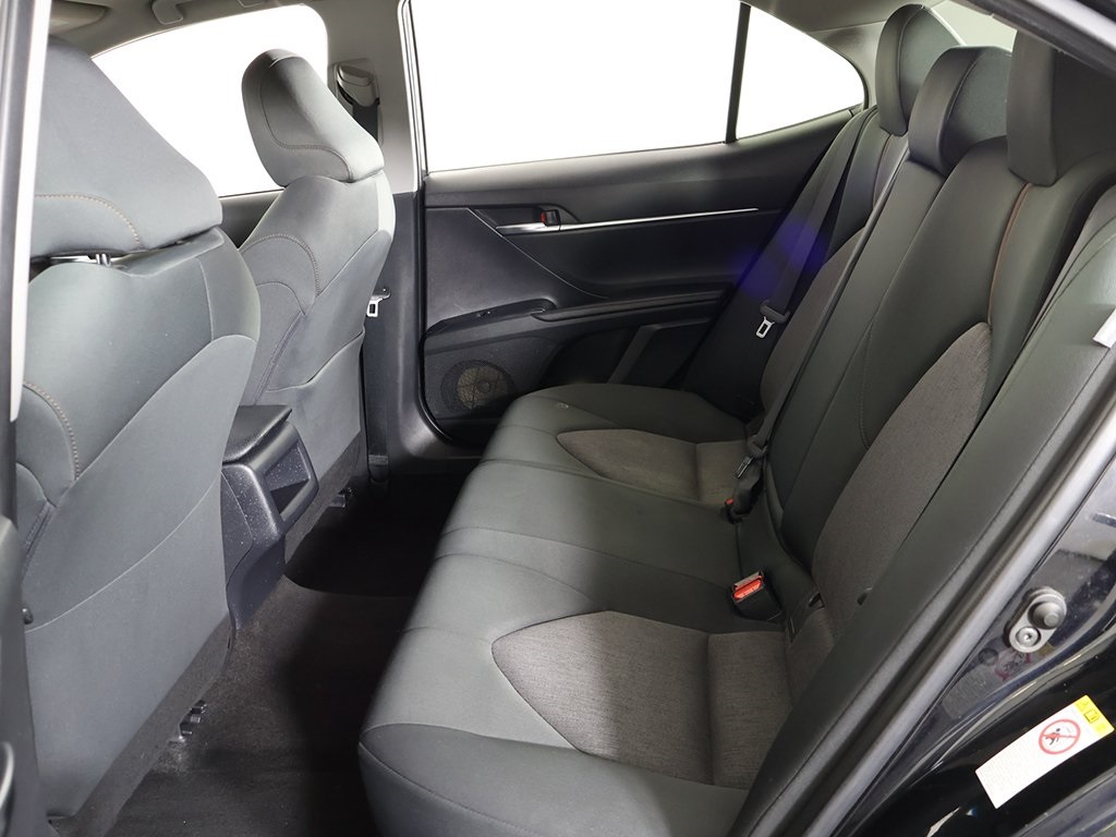 Vehicle image 22 of 36