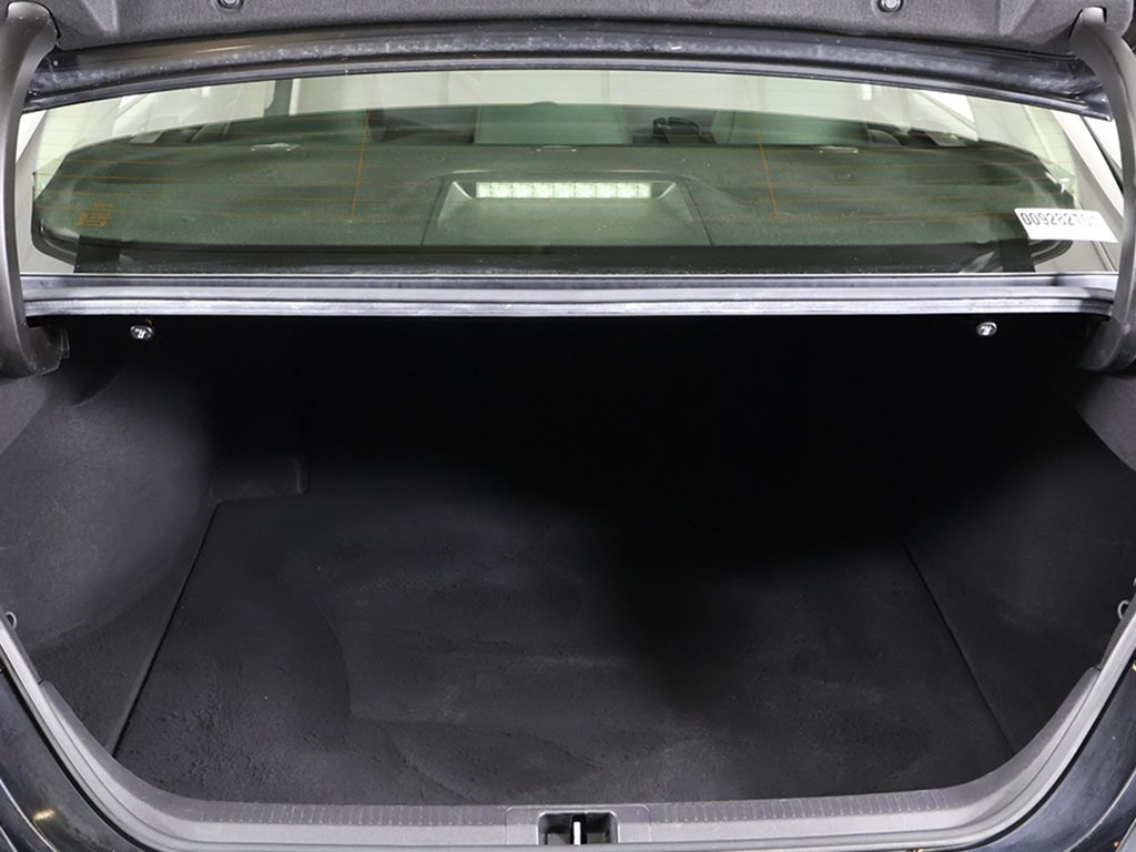 Vehicle image 9 of 36