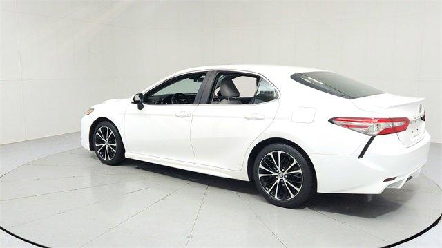 Vehicle image 13 of 29