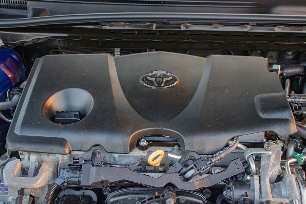 Vehicle image 23 of 32