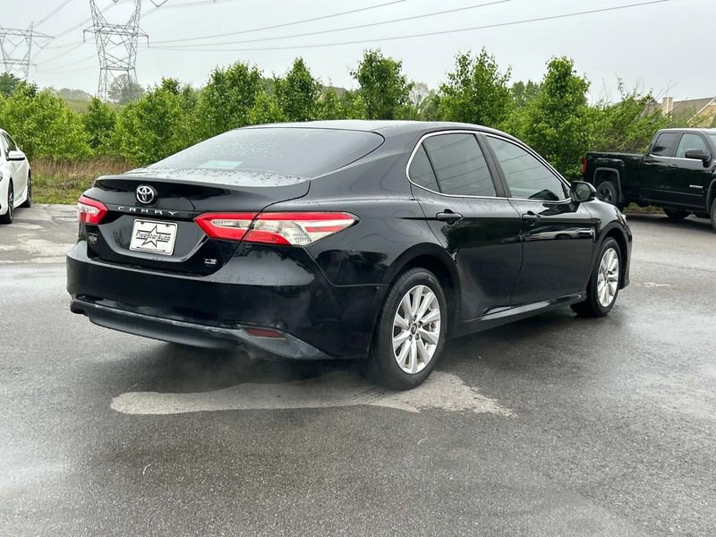 Vehicle image 5 of 25