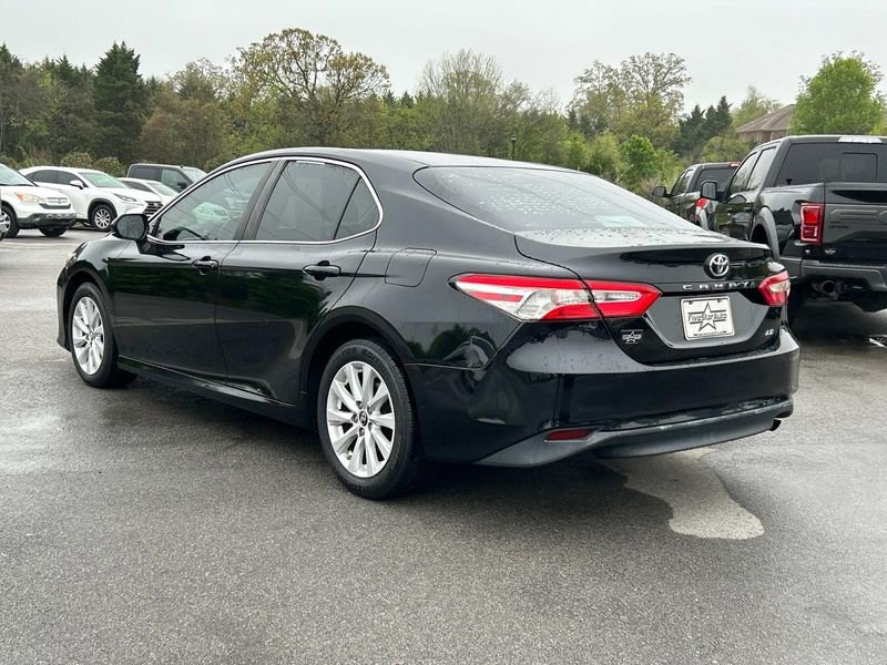 Vehicle image 7 of 25
