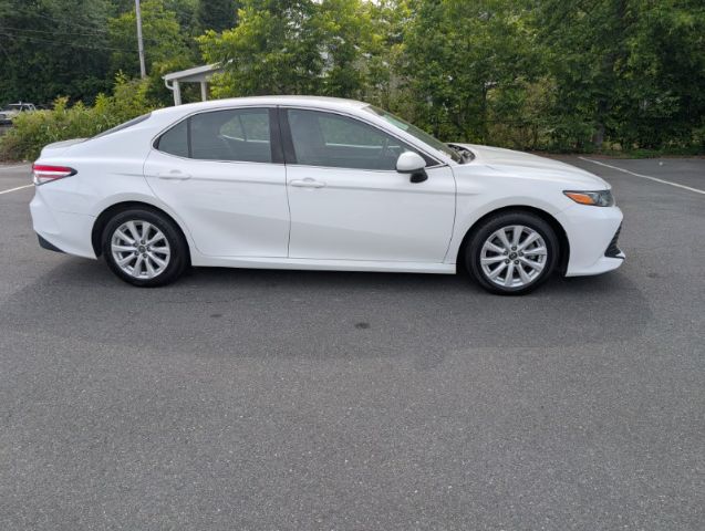 Vehicle image 4 of 20