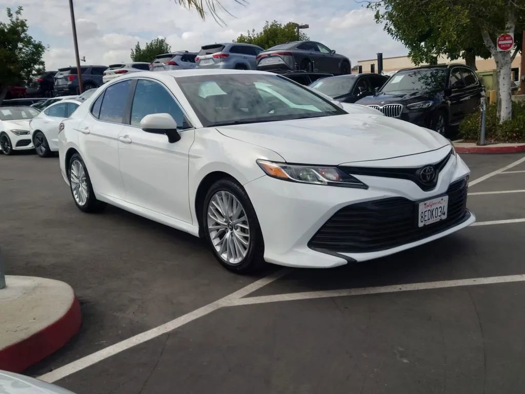 Vehicle image 5 of 27