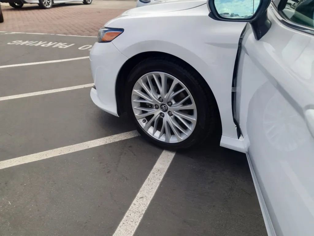 Vehicle image 27 of 27