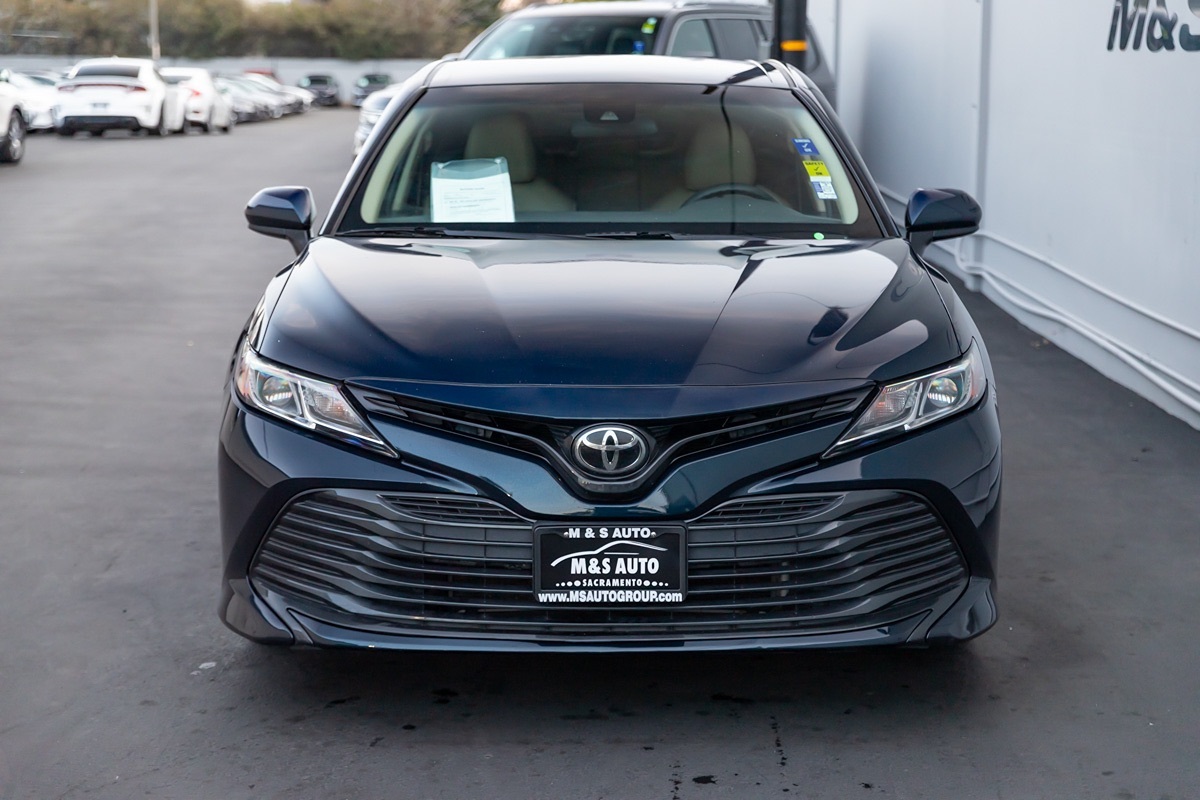 Vehicle image 3 of 17