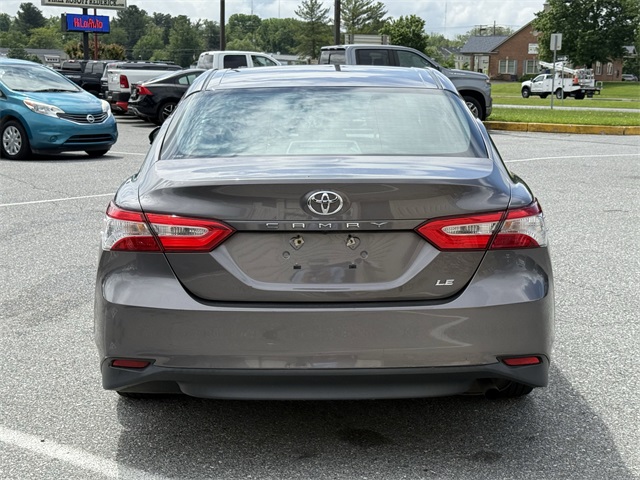 Vehicle image 6 of 23