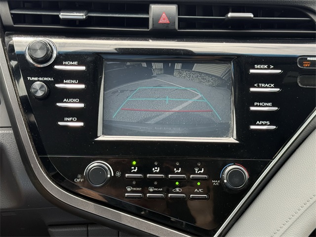 Vehicle image 22 of 23