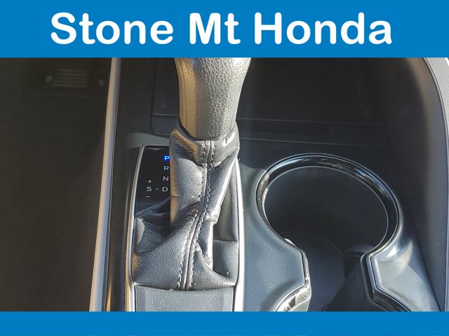 Vehicle image 19 of 31