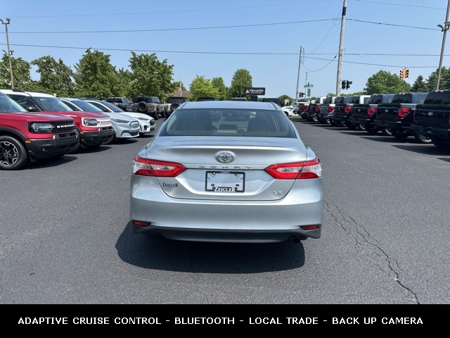 Vehicle image 6 of 42