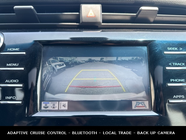 Vehicle image 20 of 42
