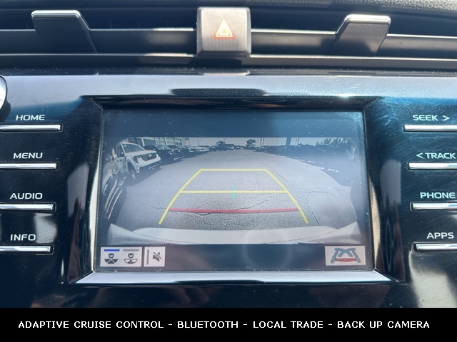 Vehicle image 19 of 42