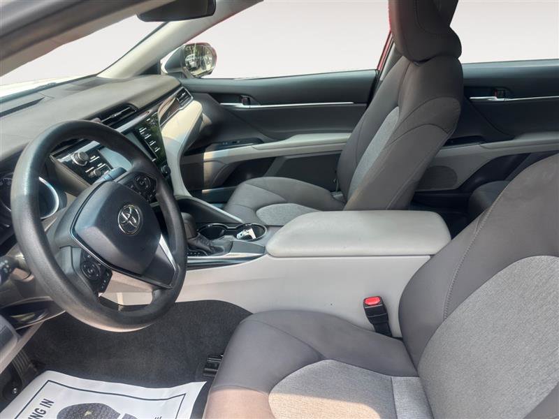 Vehicle image 9 of 23