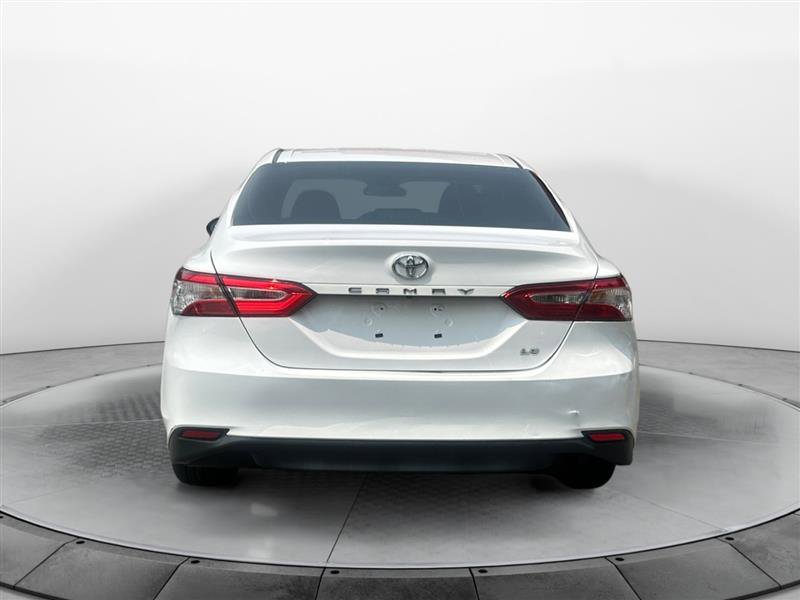 Vehicle image 6 of 23