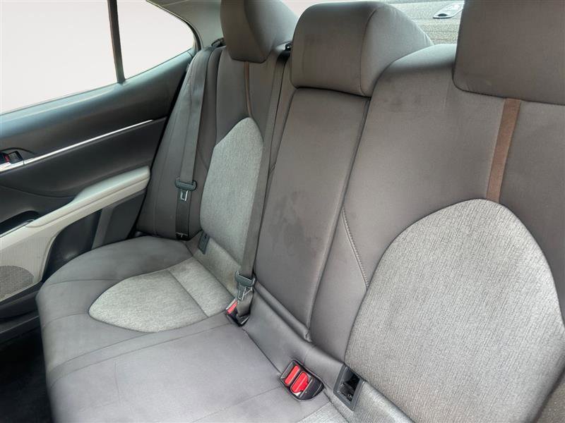 Vehicle image 13 of 23