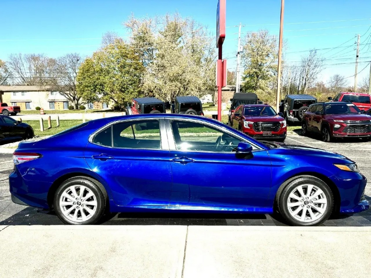 Vehicle image 7 of 45