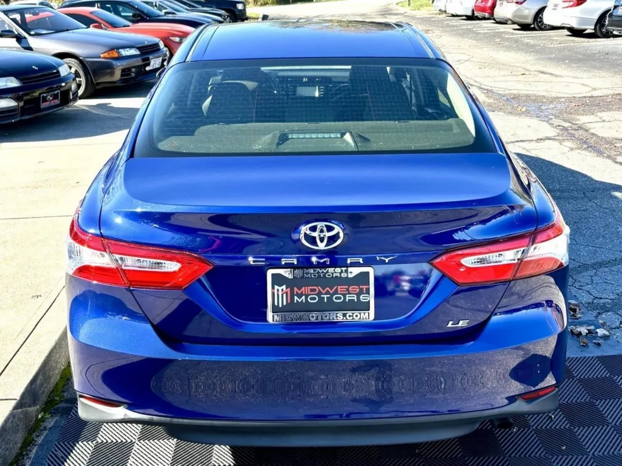 Vehicle image 5 of 45
