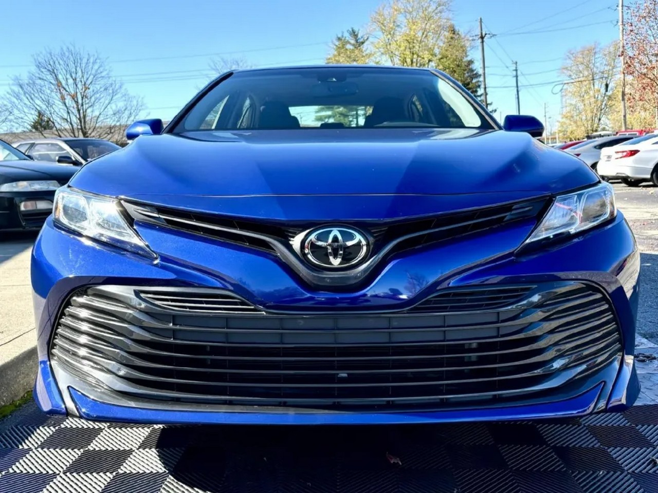 Vehicle image 10 of 45
