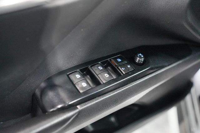 2018 Toyota Camry LE Image 47 of 60