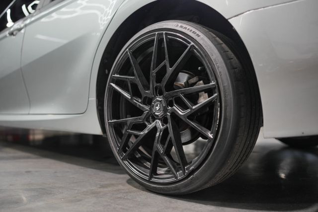 2018 Toyota Camry LE Image 18 of 60