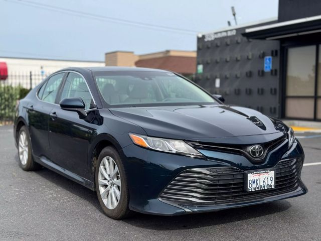 Vehicle image 4 of 23