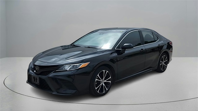 Vehicle image 1 of 33