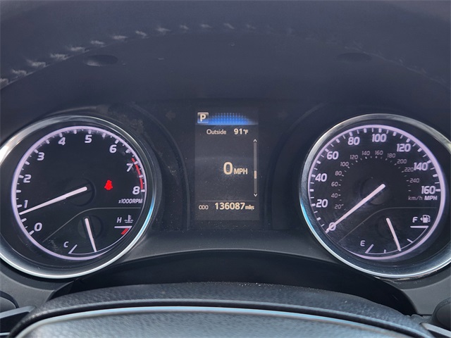 Vehicle image 15 of 30