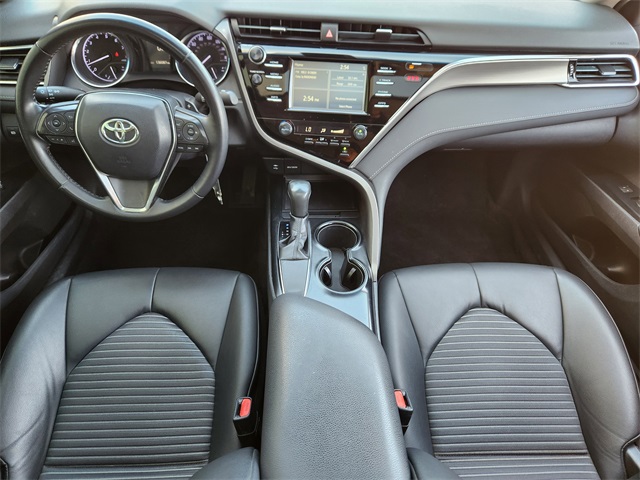 Vehicle image 24 of 30